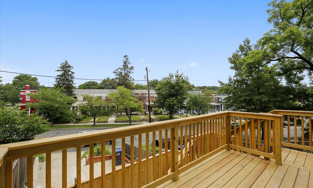 415 Longfellow Main Level-Deck-_MG_1265