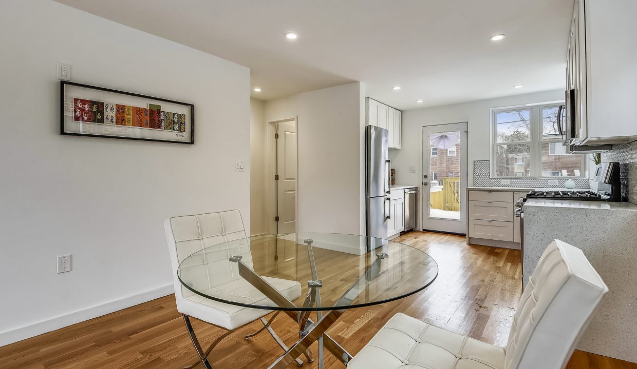 1247 Faraday Pl, NEMain Level-Dining Area-_DSC8043