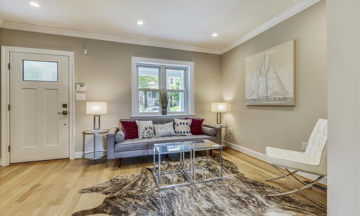 415 Longfellow Main Level-Living Room-_MG_1230